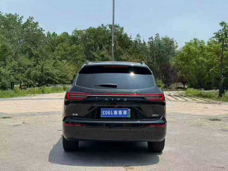 烟台25年华为智选问界9