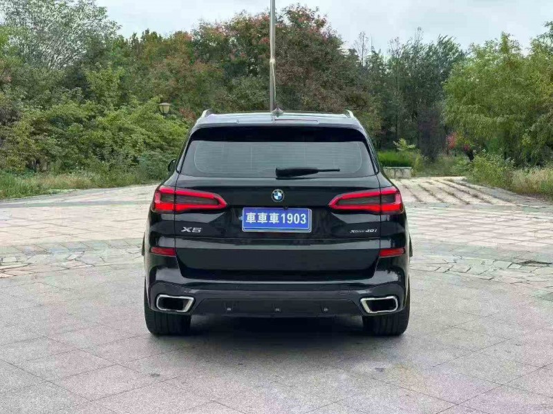 济南20年宝马X59