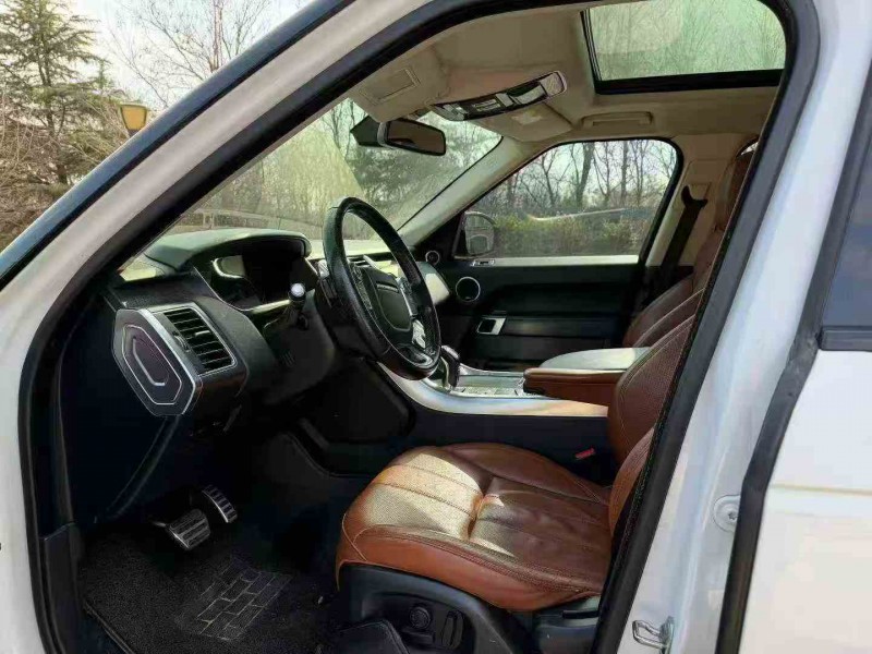 济宁15年路虎揽胜运动3