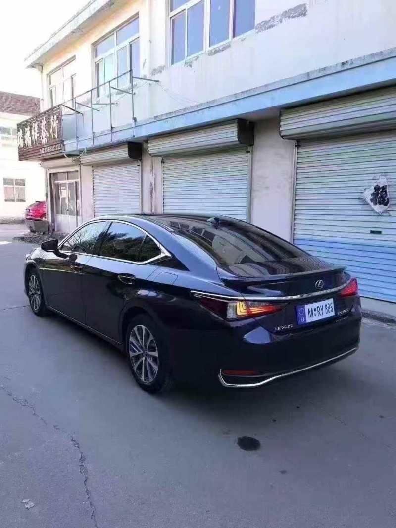 东营22年雷克萨斯ES4