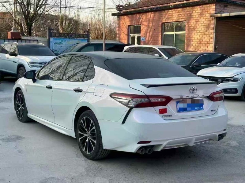 淄博18年丰田凯美瑞7