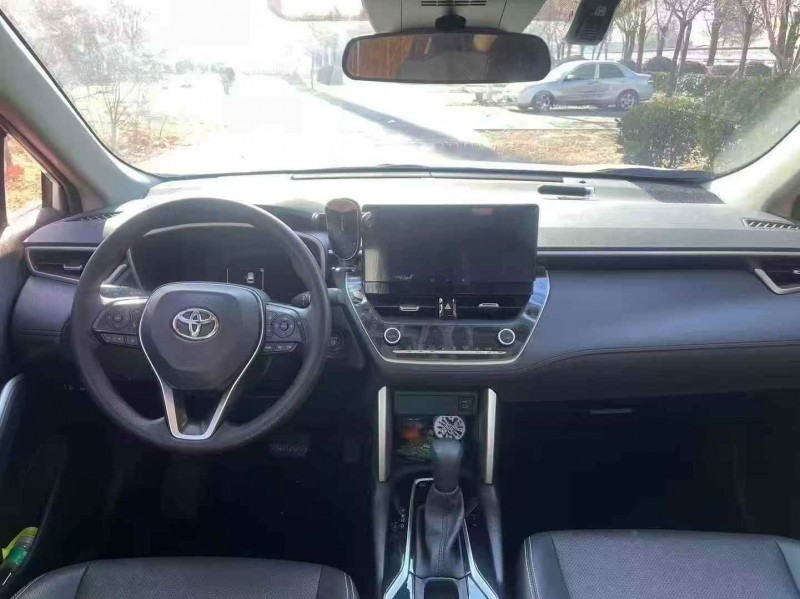 青岛25年丰田锋兰达6