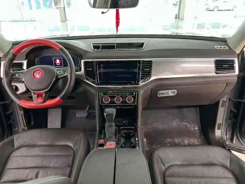 邯郸20年大众途昂7