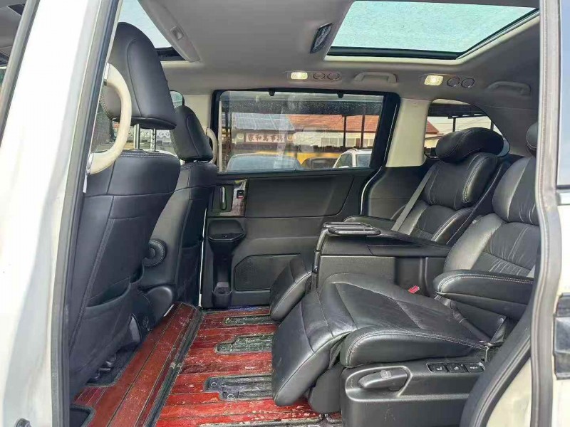 淄博17年本田艾力绅5