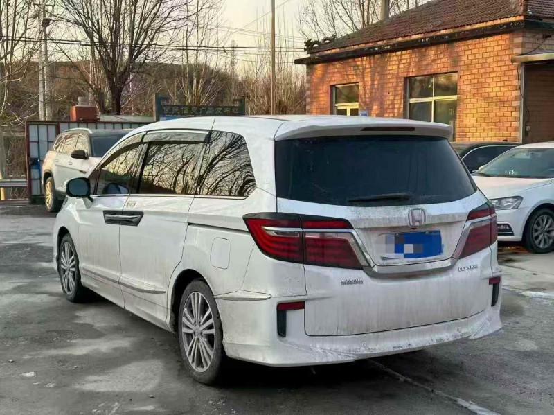 淄博17年本田艾力绅8