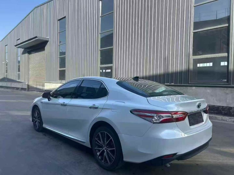 渭南23年丰田凯美瑞8