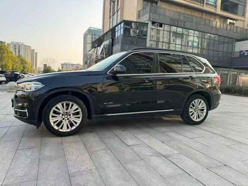 九江15年宝马X52