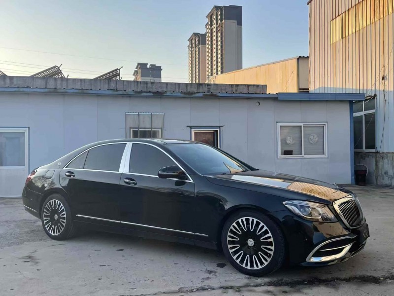 枣庄10年奔驰迈巴赫S级3