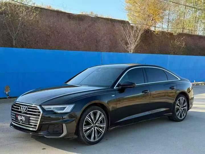 济宁22年奥迪A6L2