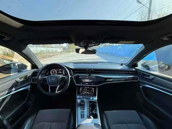 济宁22年奥迪A6L6