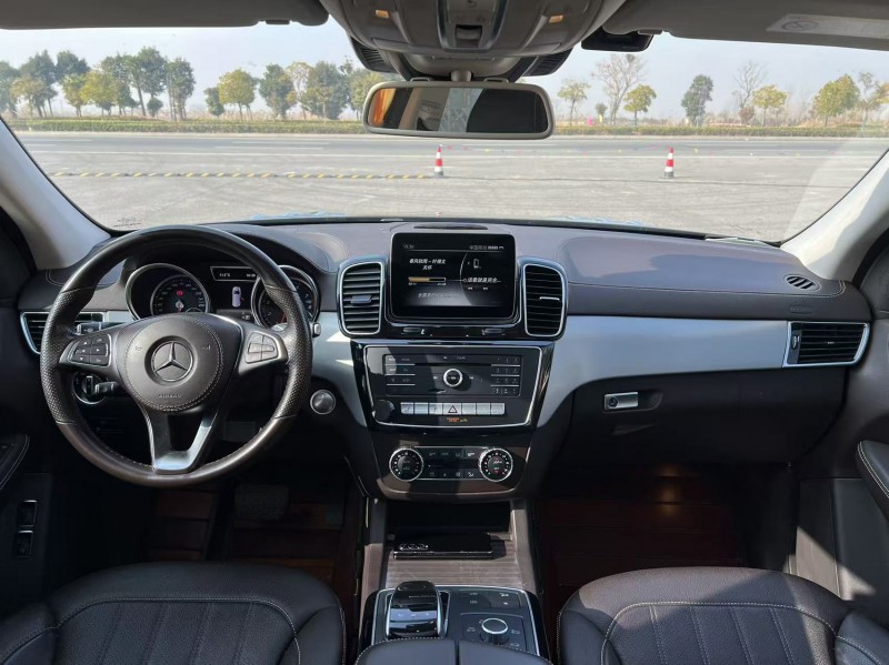 连云港18年奔驰GLS7