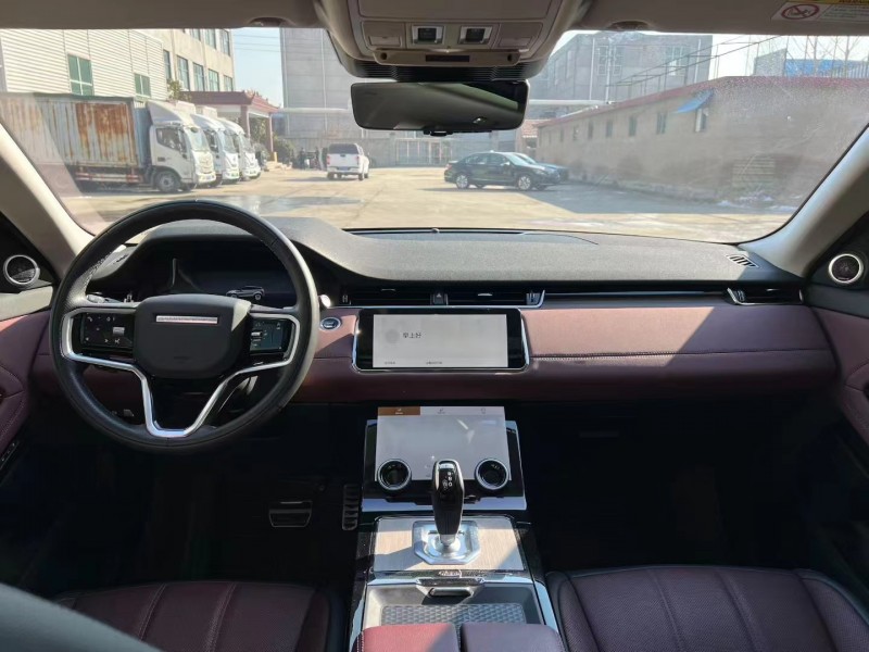 临沂24年路虎极光4