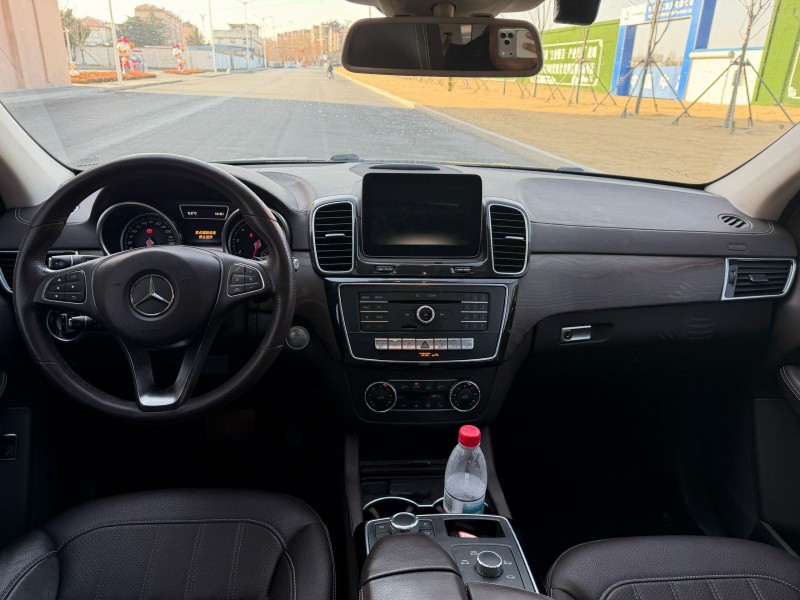 枣庄17年奔驰GLE5