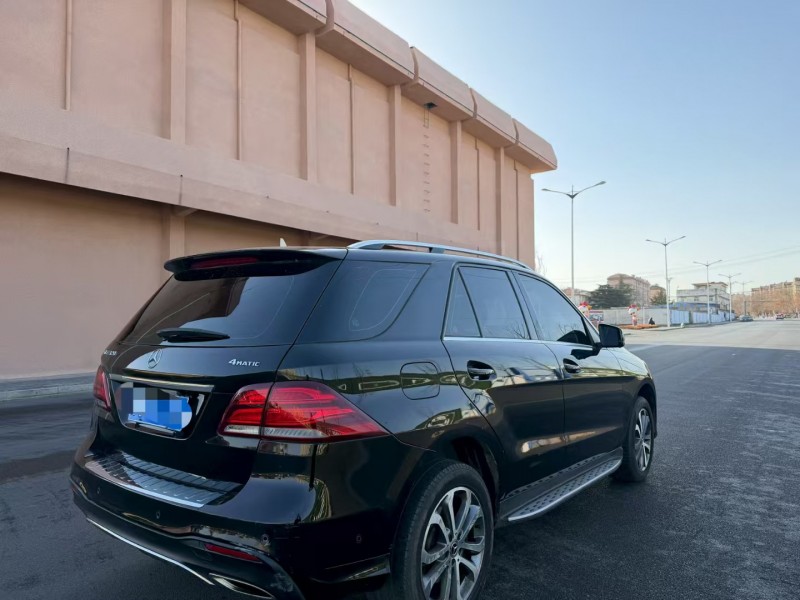 枣庄17年奔驰GLE7