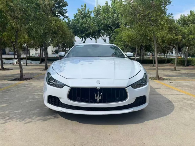 枣庄17年玛莎拉蒂Ghibli1