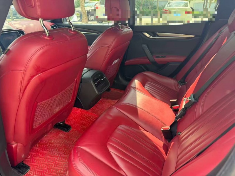 枣庄17年玛莎拉蒂Ghibli4