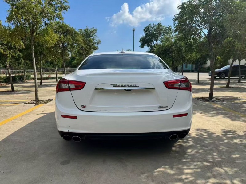 枣庄17年玛莎拉蒂Ghibli9