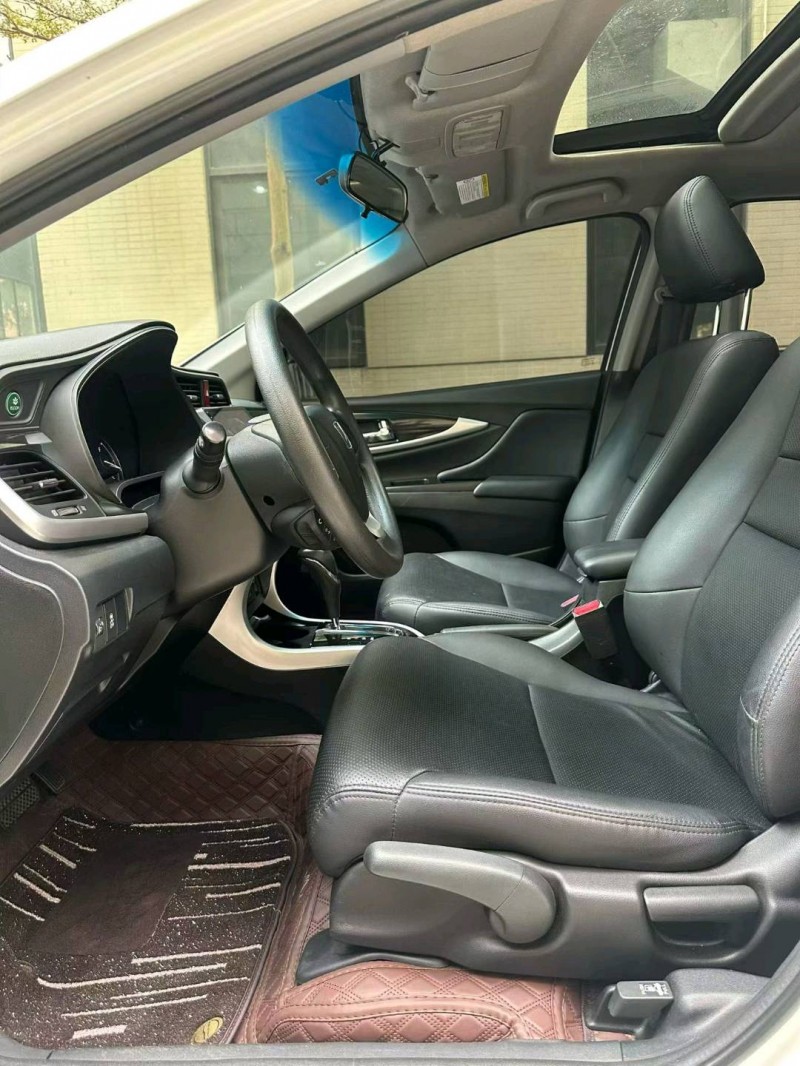 佛山15年本田凌派5