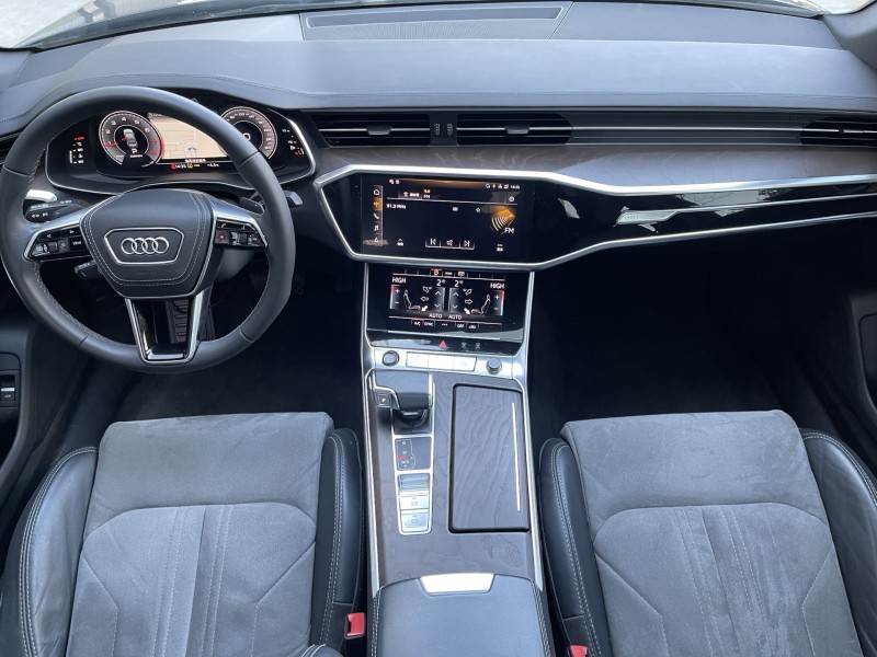 济宁22年奥迪A6L4