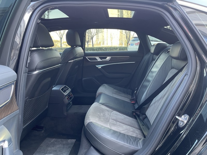 济宁22年奥迪A6L6