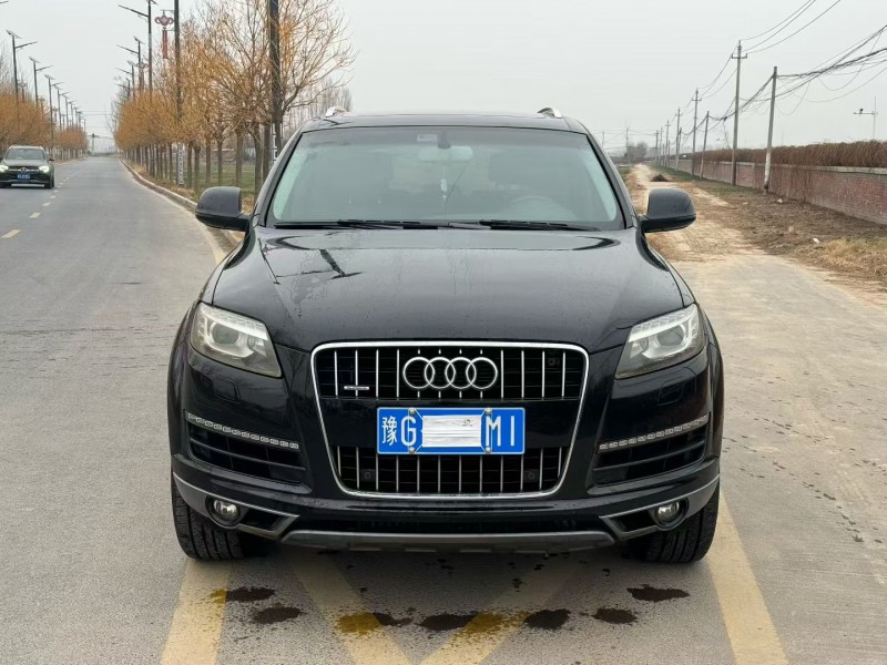 新乡12年奥迪Q71