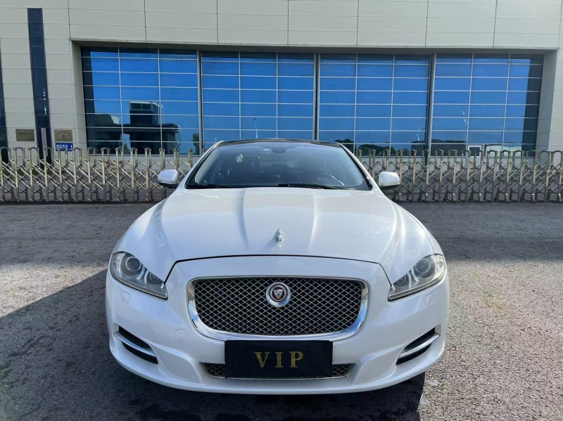 淮安14年捷豹XJL1