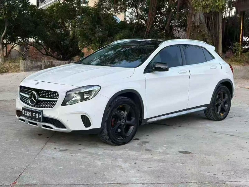 深圳19年奔驰GLA3