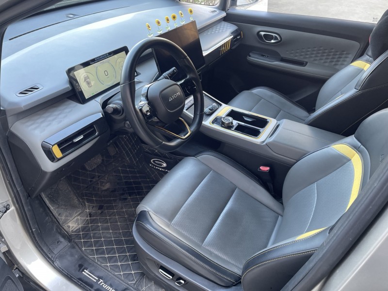 济宁22年传祺埃安Y6