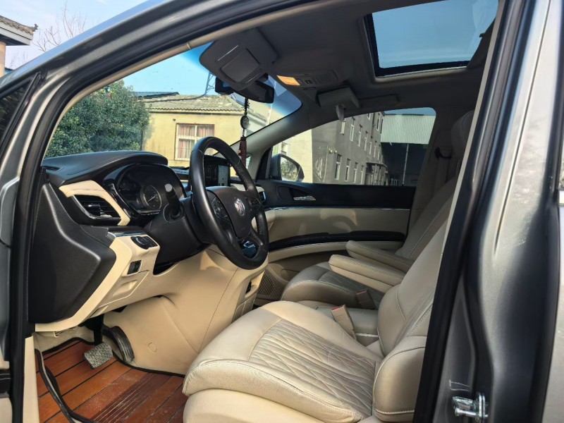 徐州23年别克GL85