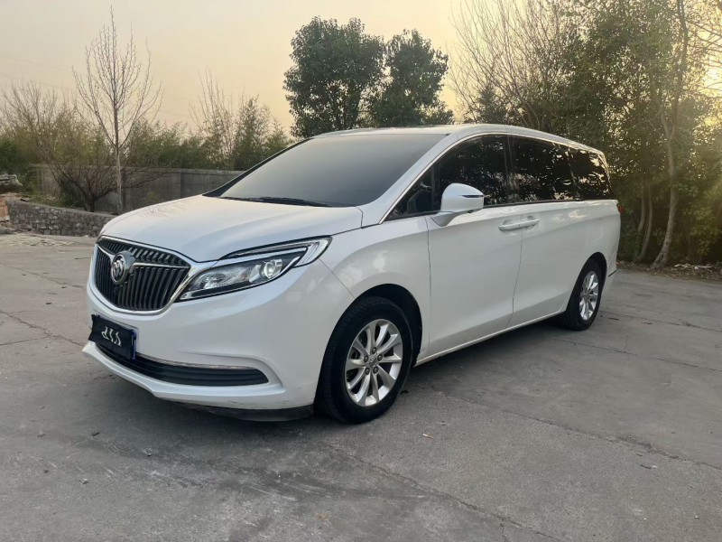 徐州18年别克GL83