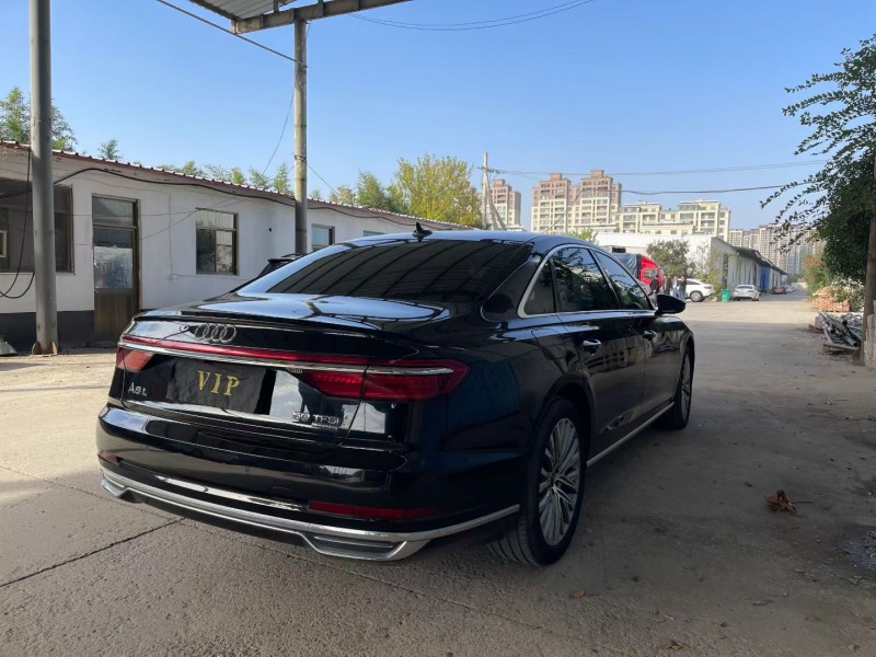 徐州19年奥迪A8L2