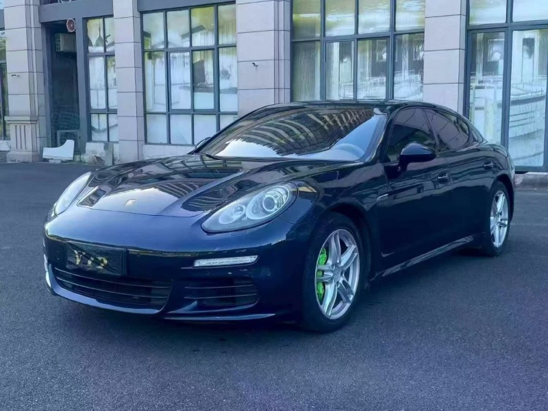 南平14年保时捷帕拉梅拉3