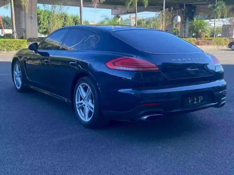 南平14年保时捷帕拉梅拉7