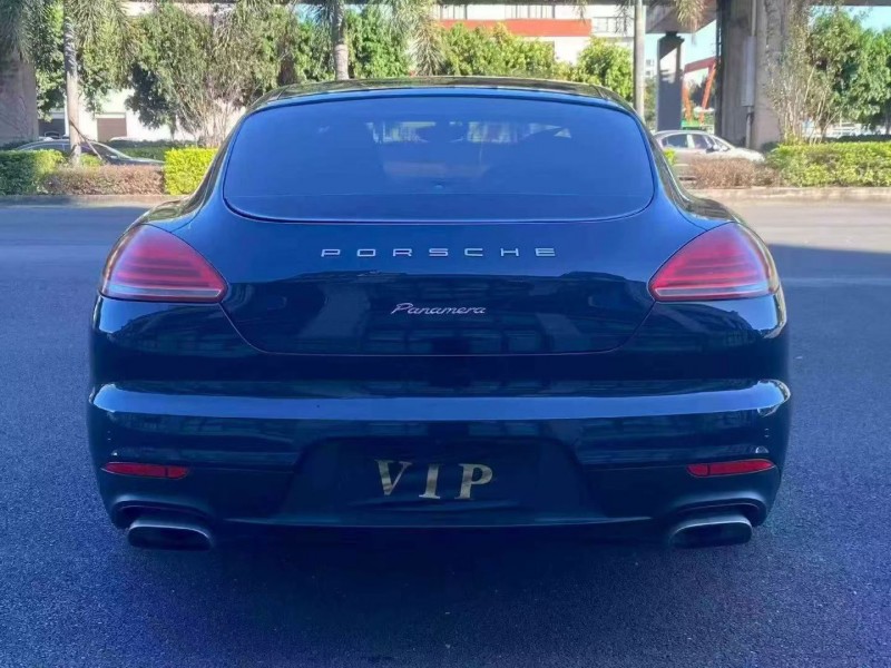 南平14年保时捷帕拉梅拉9