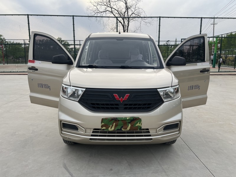 徐州21年五菱汽车宏光8