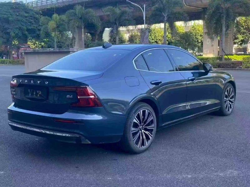 南平24年沃尔沃S60L8