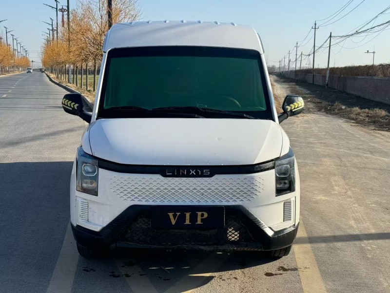 新乡24年五菱汽车菱势黄金卡1