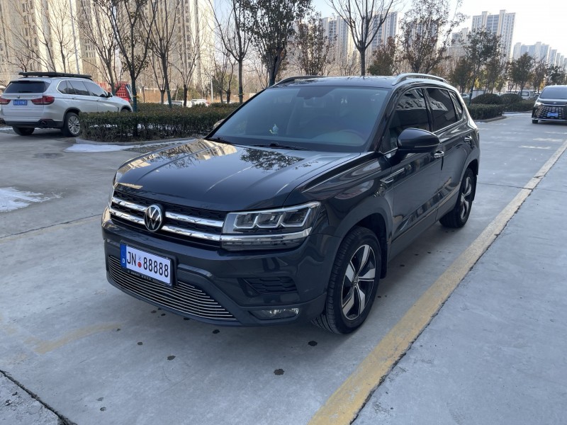 济宁21年大众途岳3