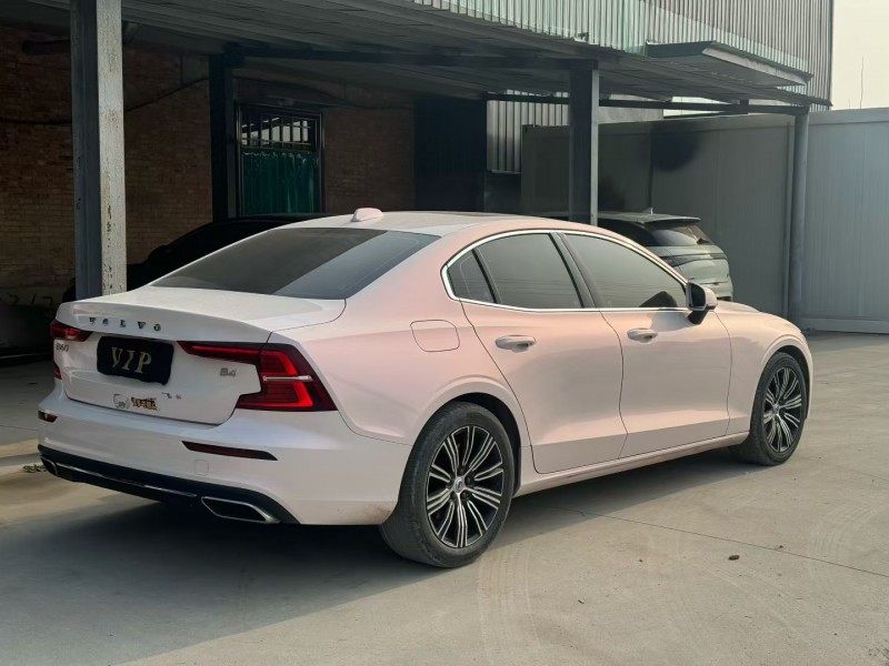 新乡22年沃尔沃S60L8