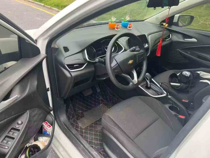 南平21年雪佛兰科沃兹4