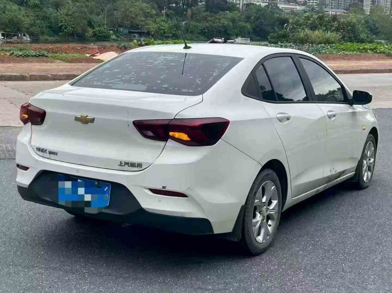 南平21年雪佛兰科沃兹8