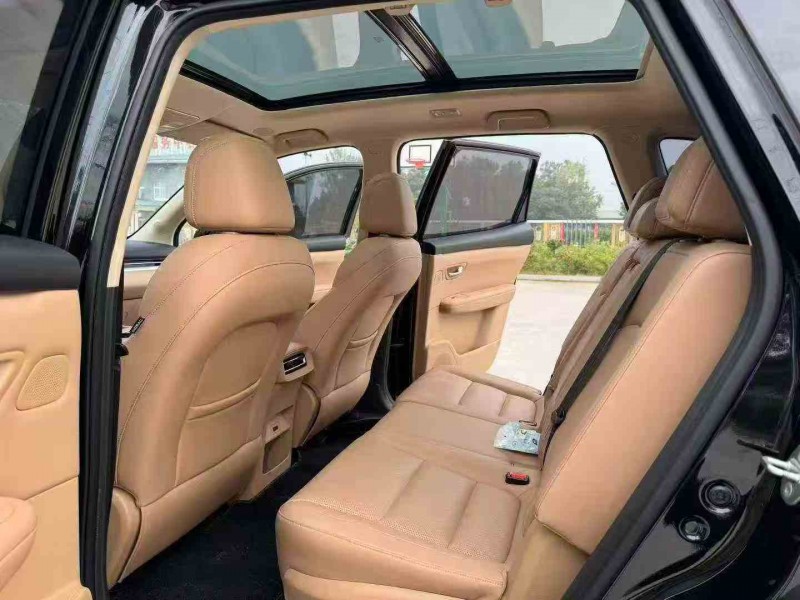 徐州25年东风蓝电E57