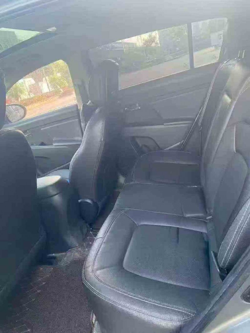 南平11年起亚智跑6