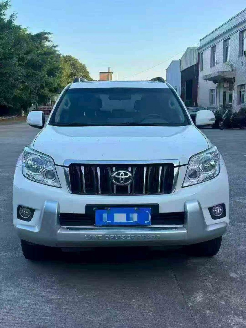 南平13年丰田普拉多1