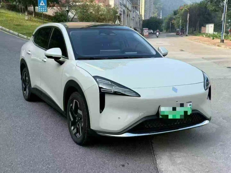 福州25年宝骏云海2