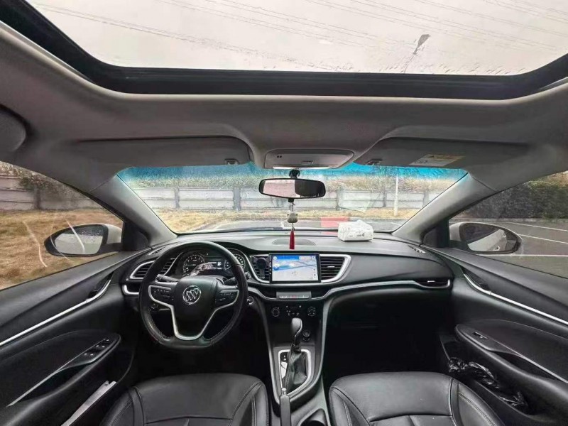 广州18年别克英朗8