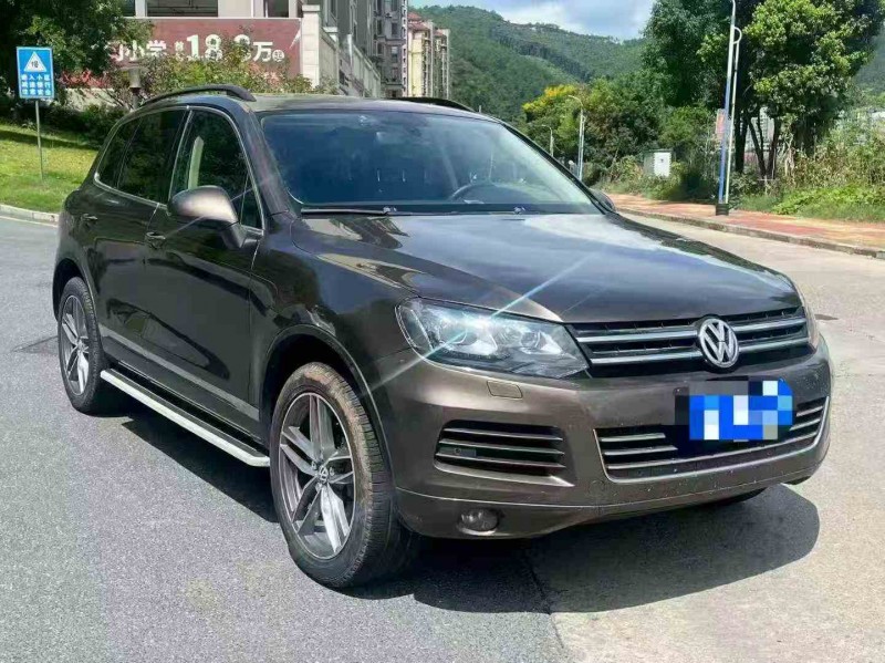 南平15年大众途锐2