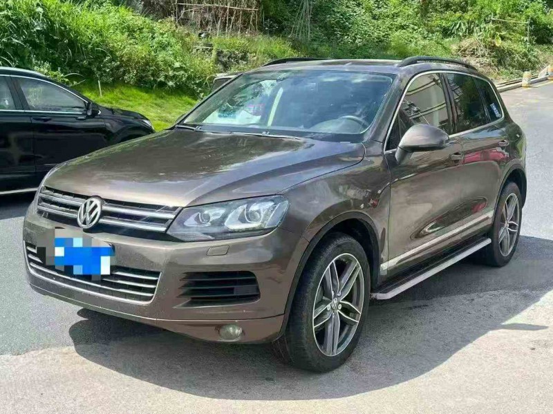 南平15年大众途锐3