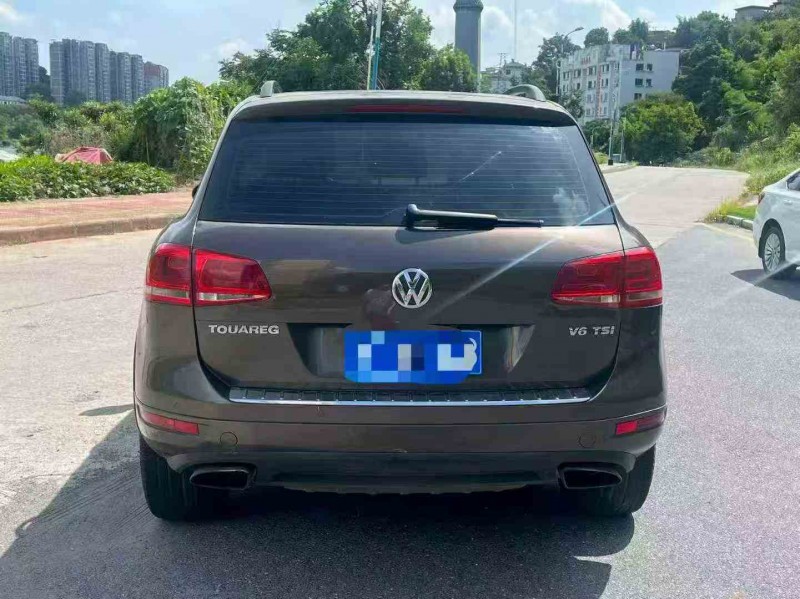 南平15年大众途锐8