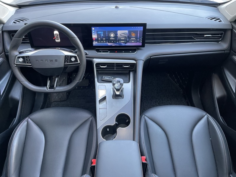 济宁24年荣威RX55